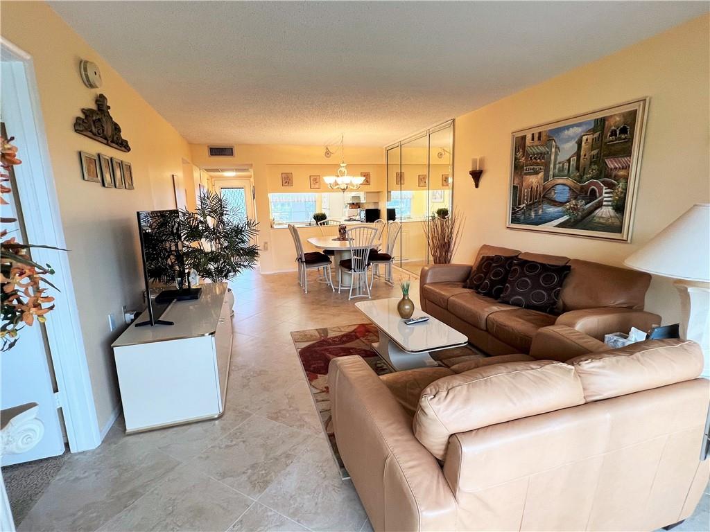 WYNMOOR - Residential