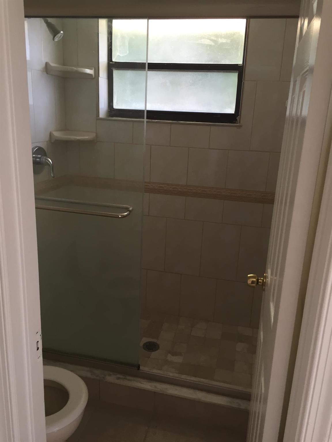 SHERWOOD VILLAGE CONDO - Residential Lease