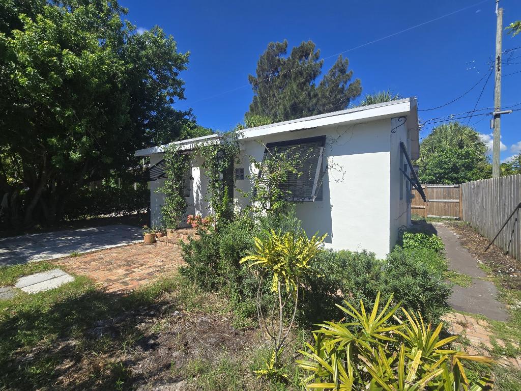 LAKE WORTH TOWN OF ADD 1 - Residential