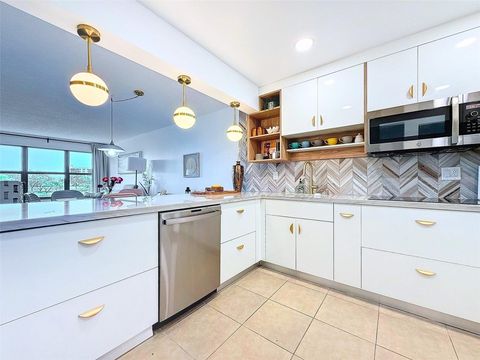 2311 S Cypress Bend Drive 319 Pompano Beach FL 33069