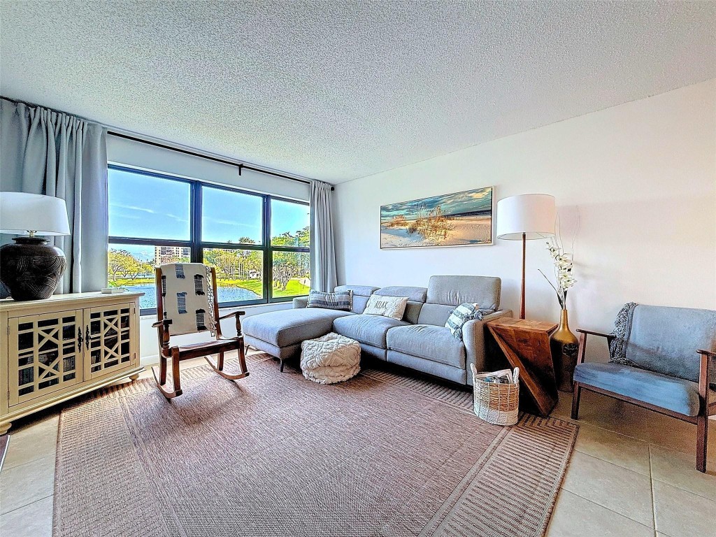 Cypress Bend - Residential