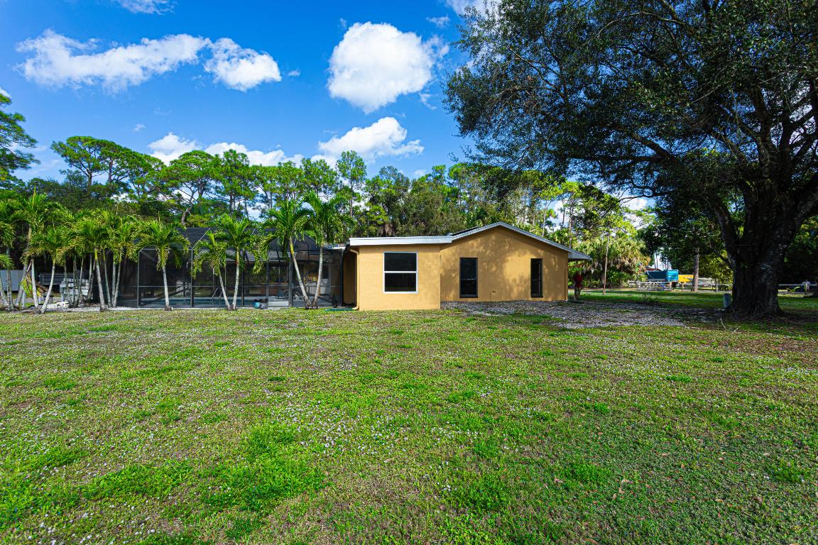 Palm Beach Farms Co 03 - Residential Lease