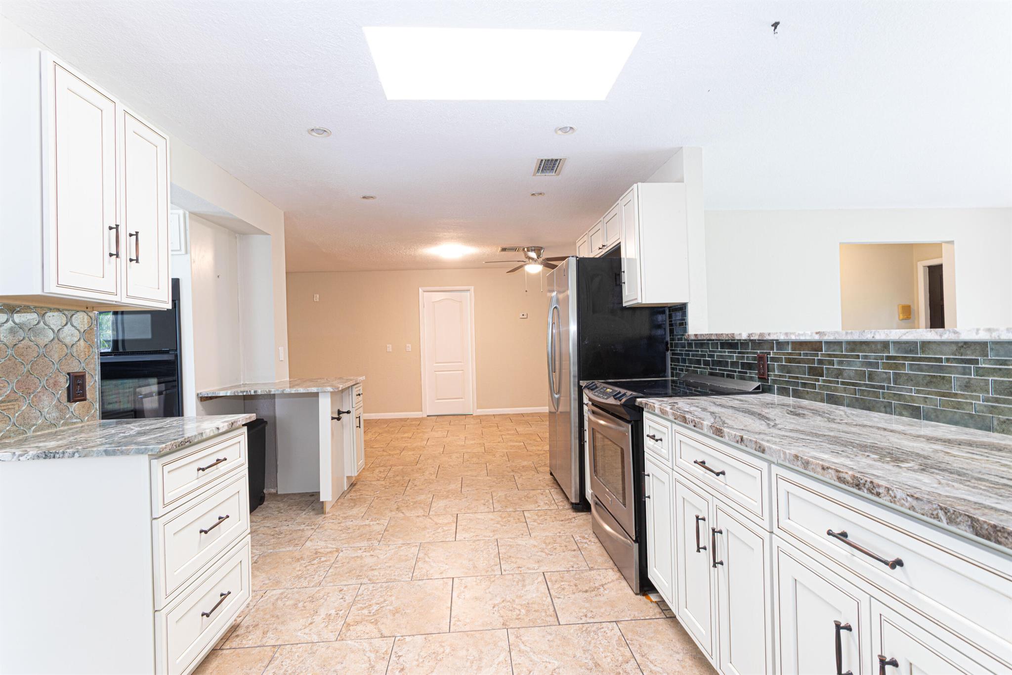 Palm Beach Farms Co 03 - Residential Lease