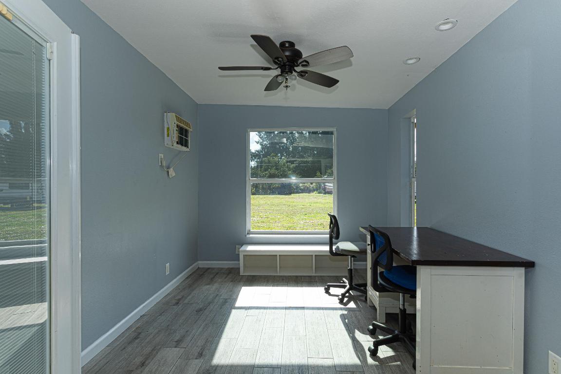 Palm Beach Farms Co 03 - Residential Lease