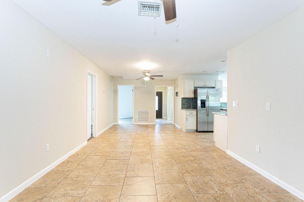 Palm Beach Farms Co 03 - Residential Lease