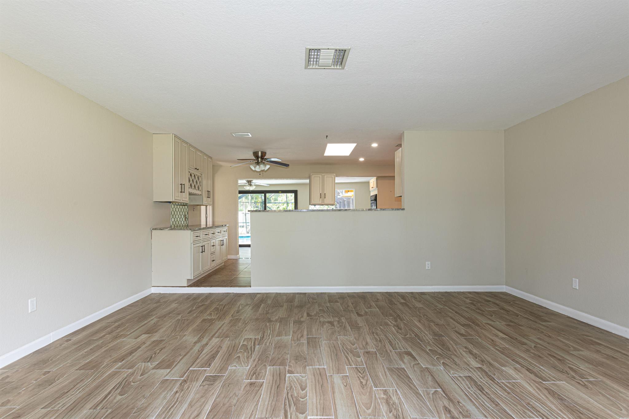 Palm Beach Farms Co 03 - Residential Lease