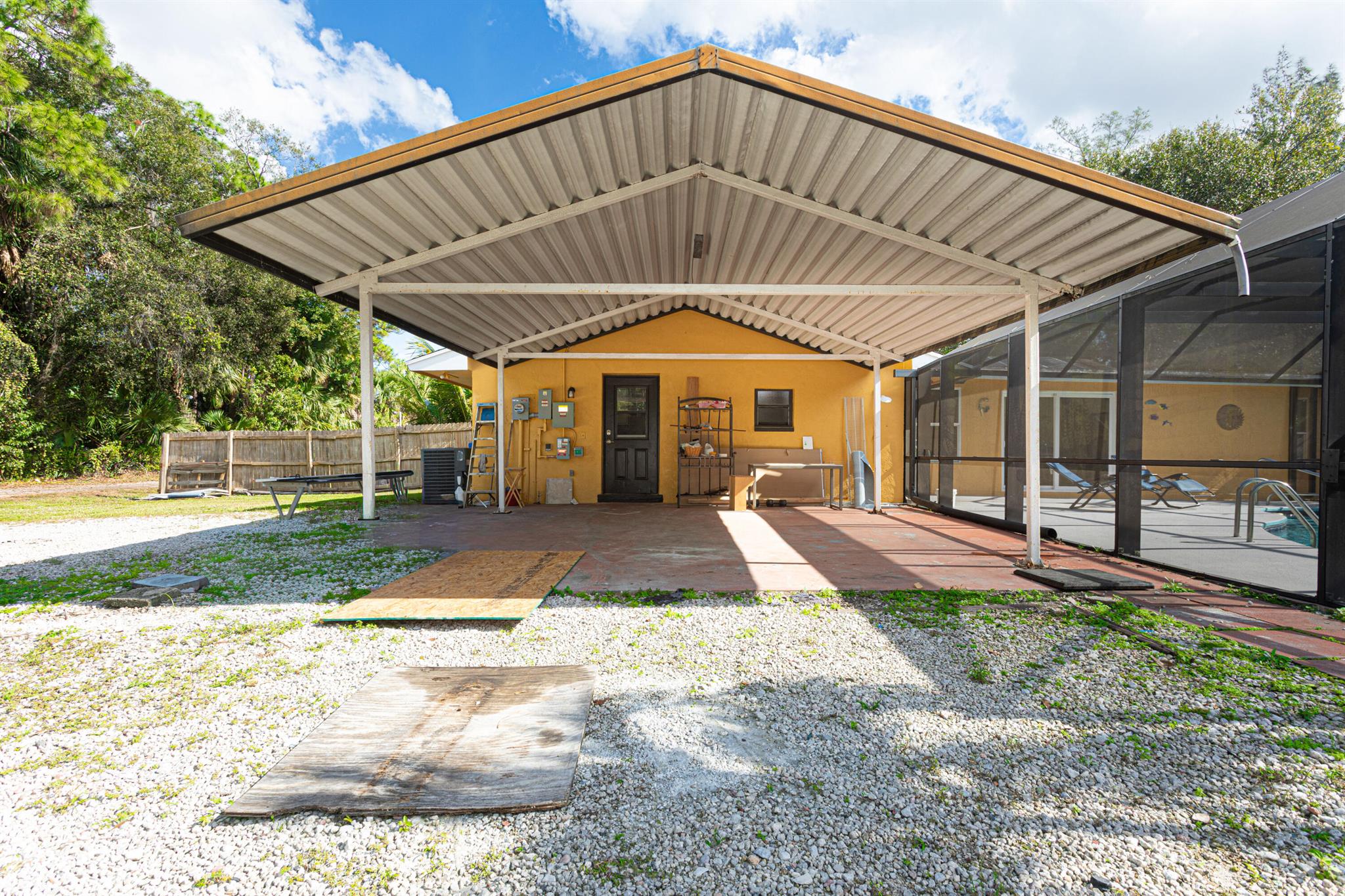 Palm Beach Farms Co 03 - Residential Lease