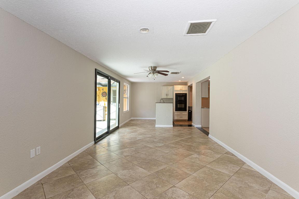 Palm Beach Farms Co 03 - Residential Lease