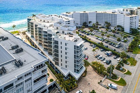 Condominium in Palm Beach FL 3550 Ocean Boulevard Blvd 41.jpg