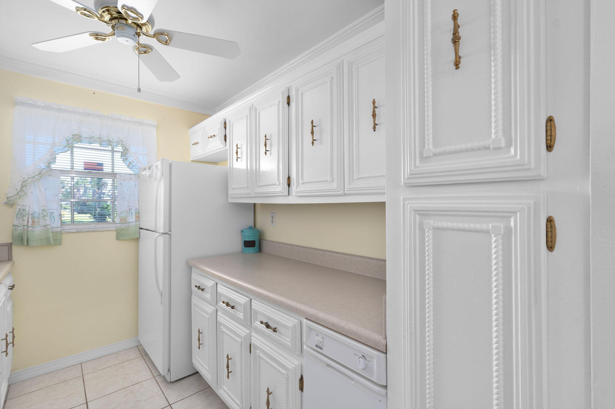 HIGH POINT OF FORT PIERCE CONDOMINIUM SECTION 1 - Residential