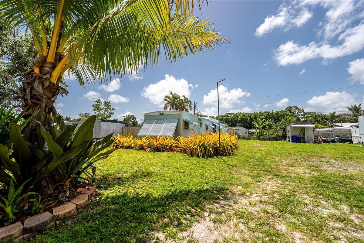 1276 SW Tropical Terrace