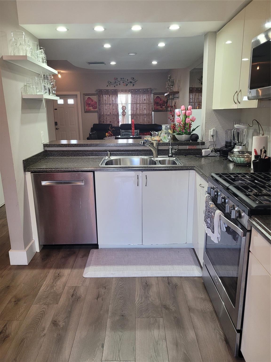 Sanibel - Residential