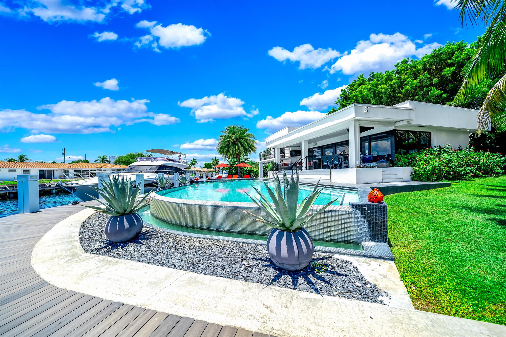 POMPANO ISLES SEC B - Residential