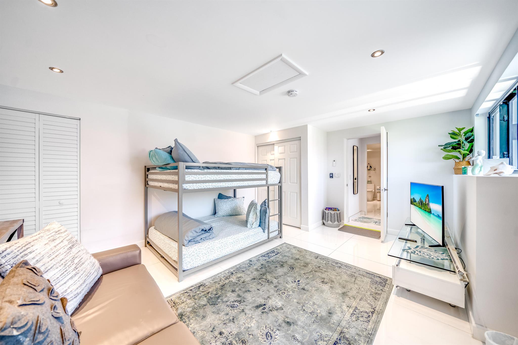 POMPANO ISLES SEC B - Residential