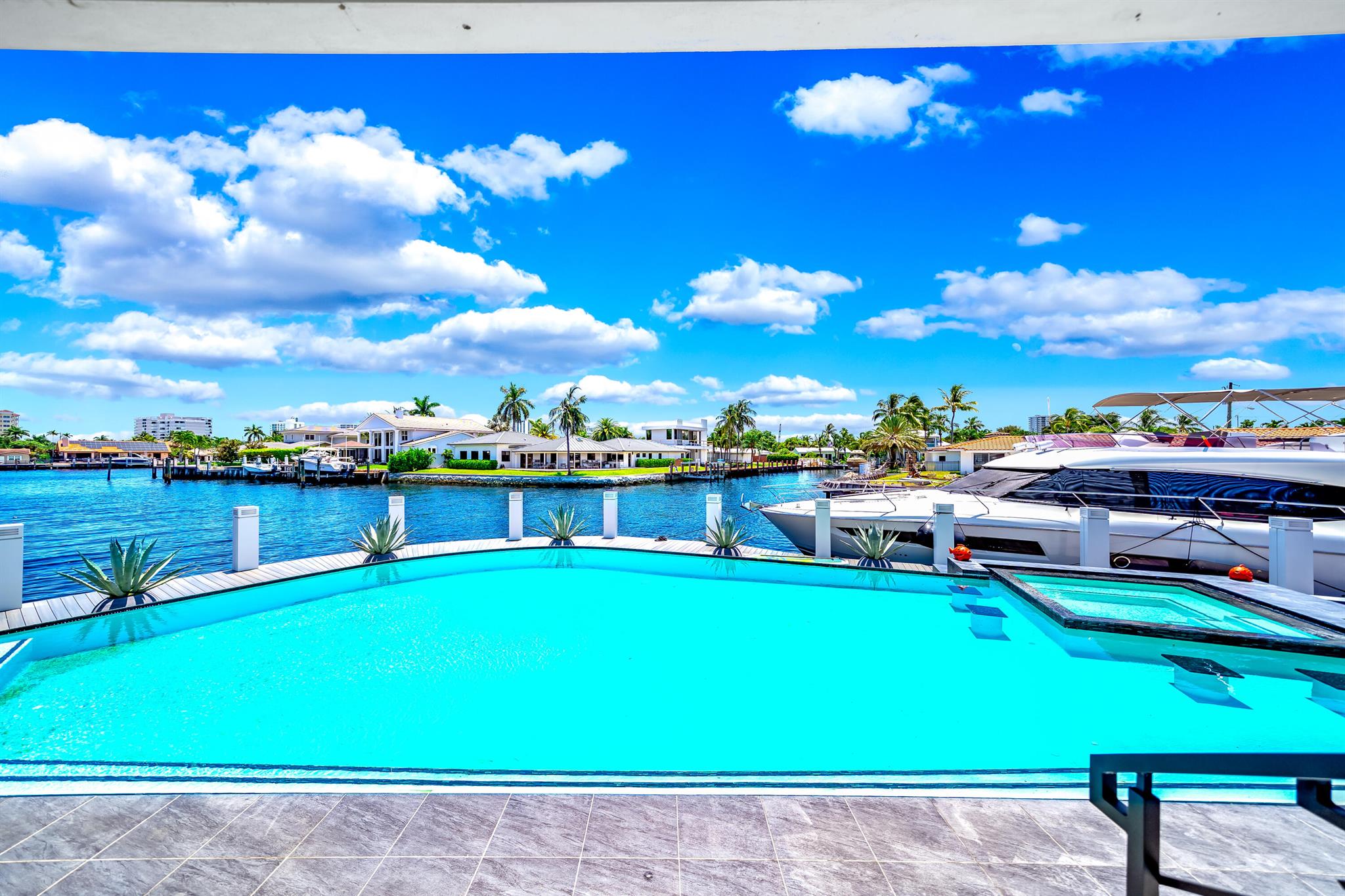 POMPANO ISLES SEC B - Residential