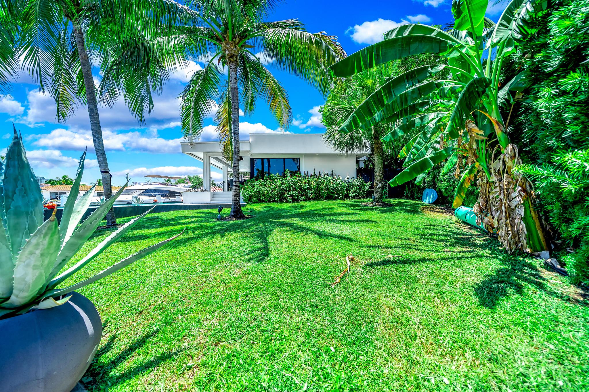 POMPANO ISLES SEC B - Residential