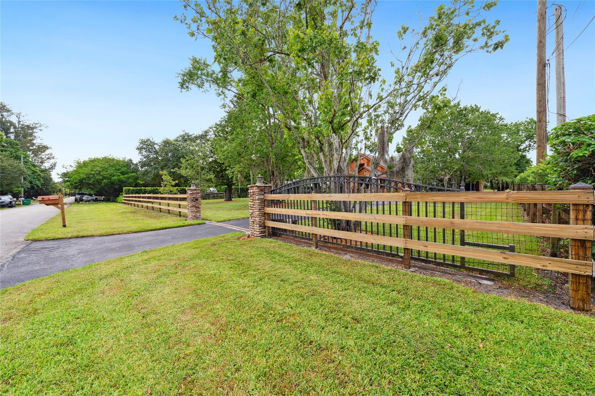 Florida Fruit Lands/Oakhill - Residential