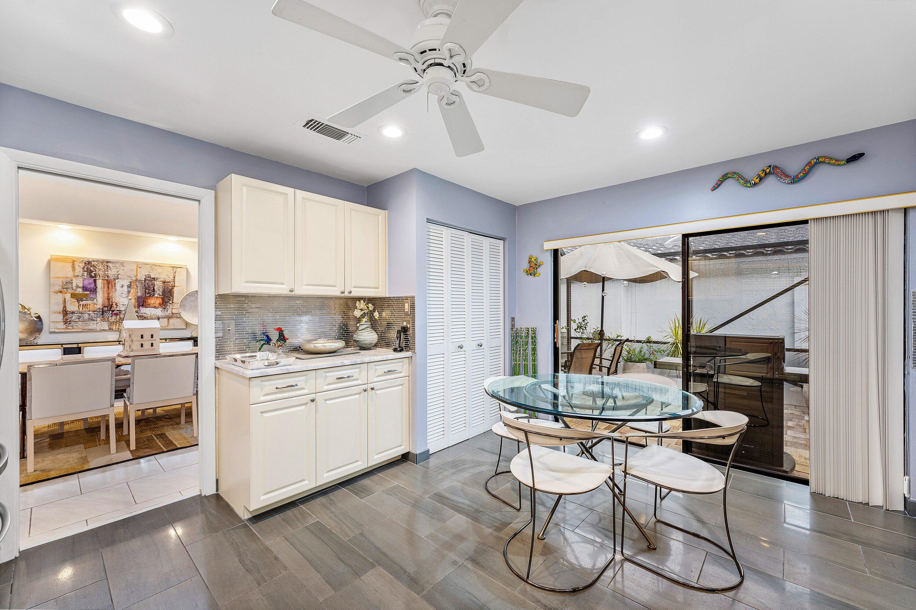 WOODS AT HUNTERS RUN CONDO - Residential