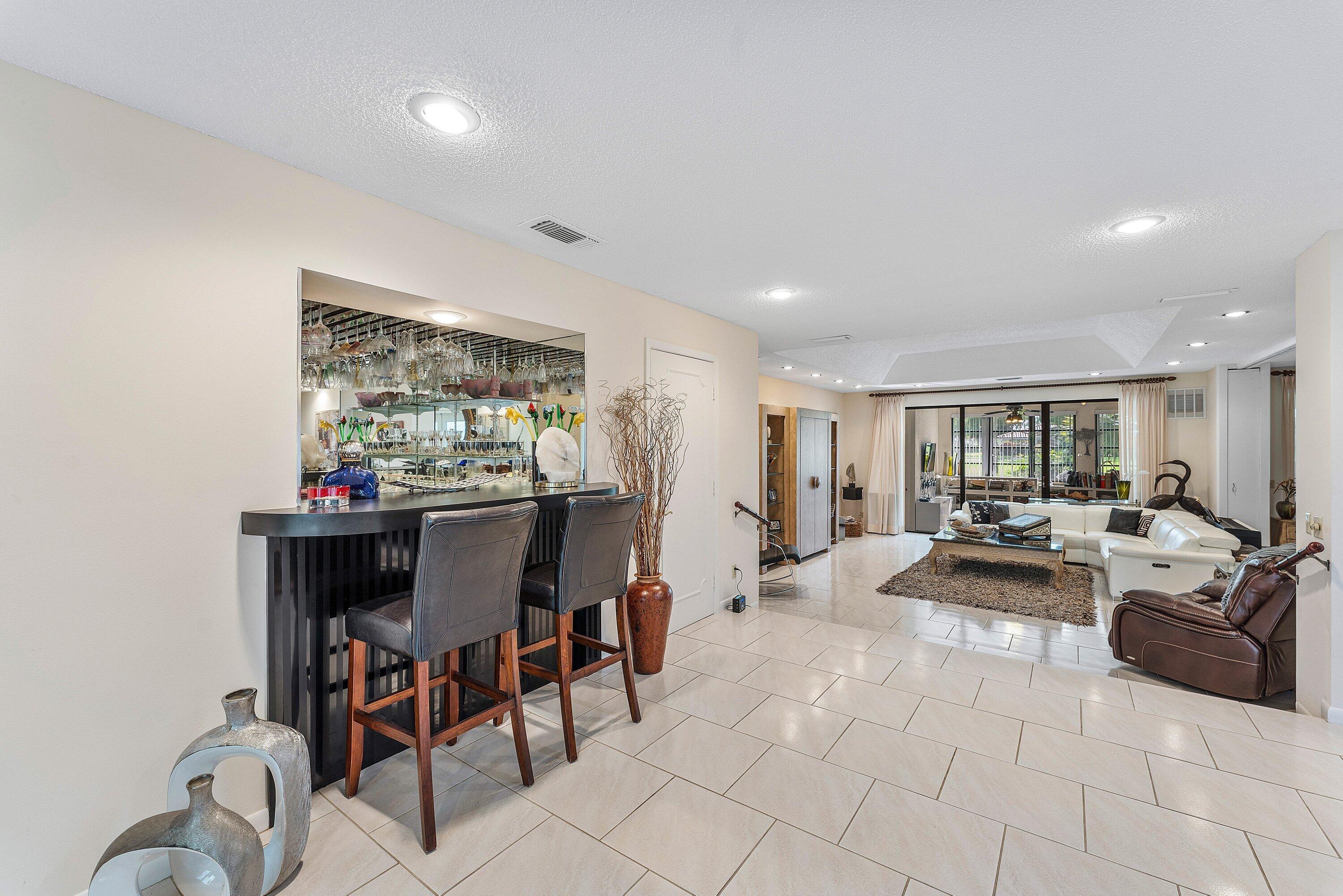 WOODS AT HUNTERS RUN CONDO - Residential