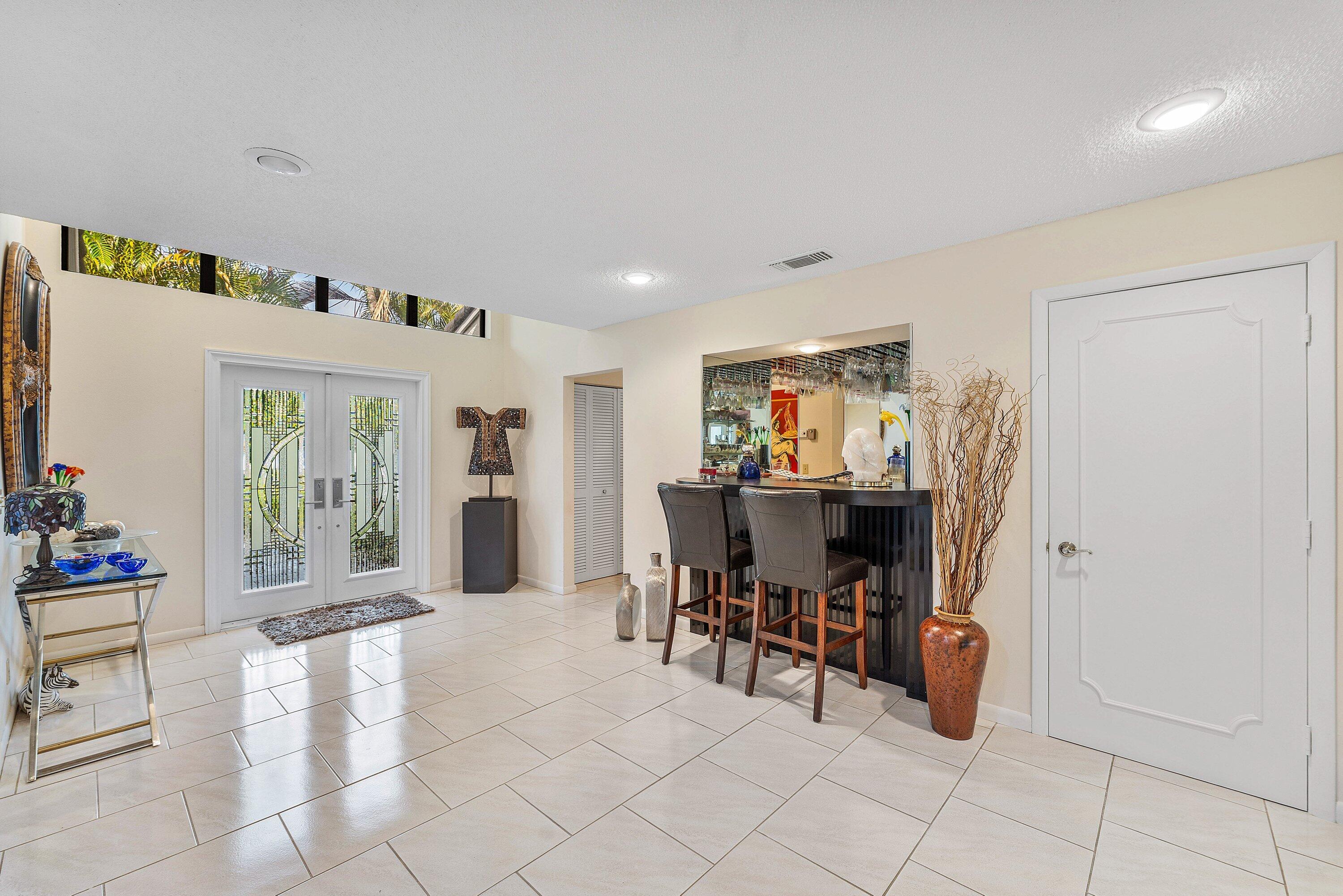 WOODS AT HUNTERS RUN CONDO - Residential