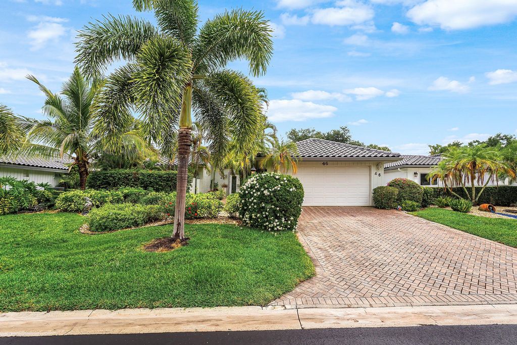 Photo of 46 Woods Lane, Boynton Beach, FL 33436 (MLS # B26026812)