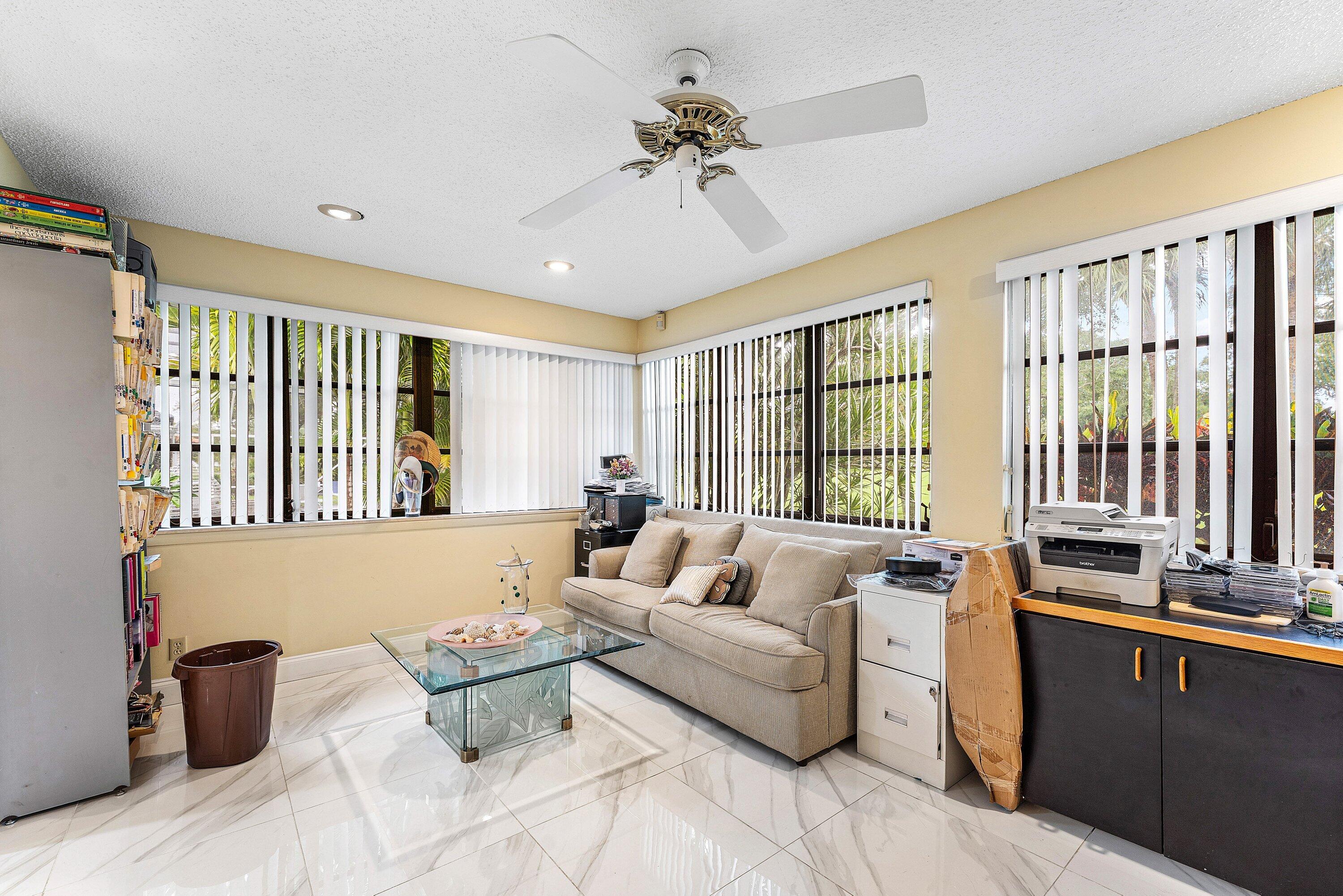 WOODS AT HUNTERS RUN CONDO - Residential