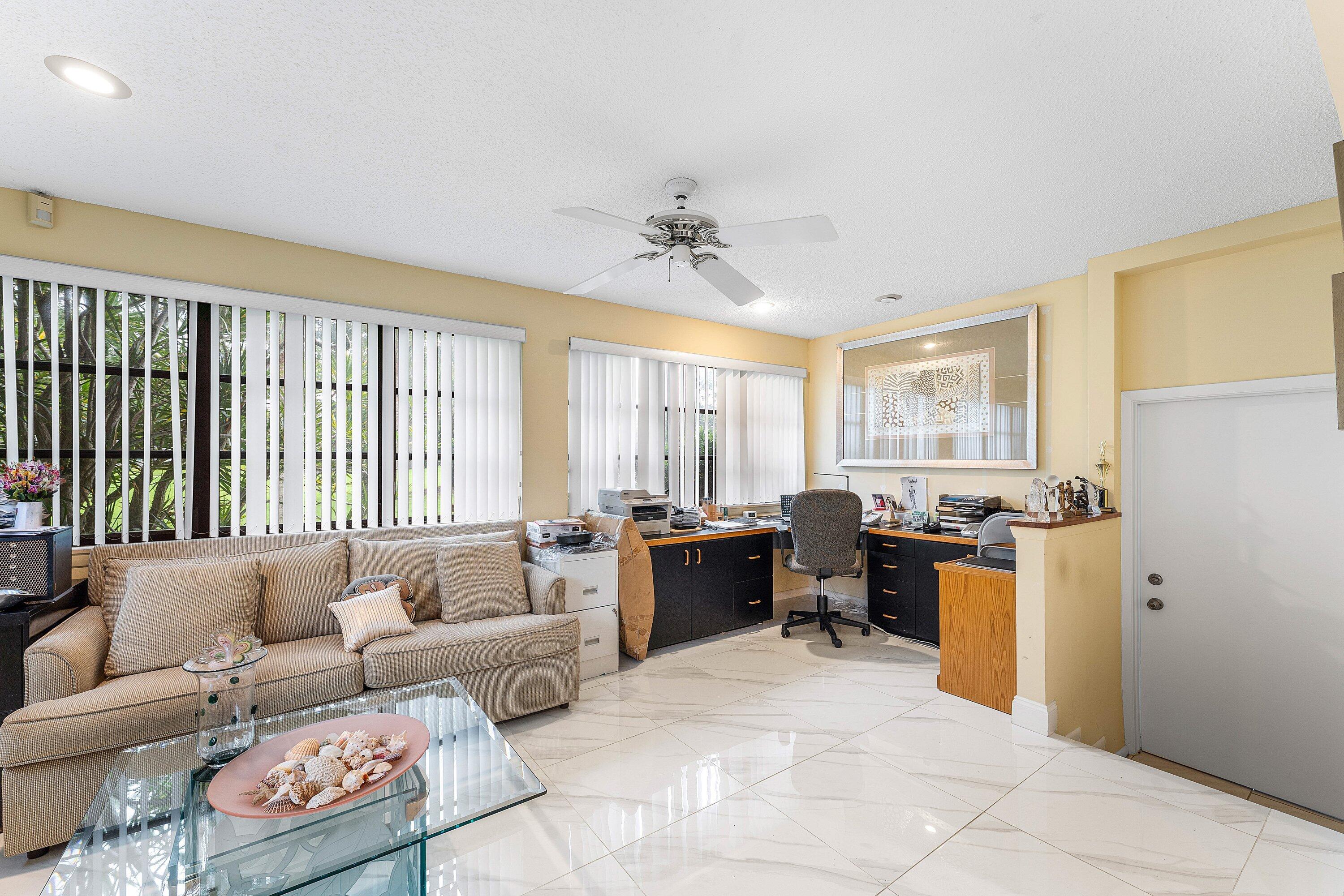 WOODS AT HUNTERS RUN CONDO - Residential