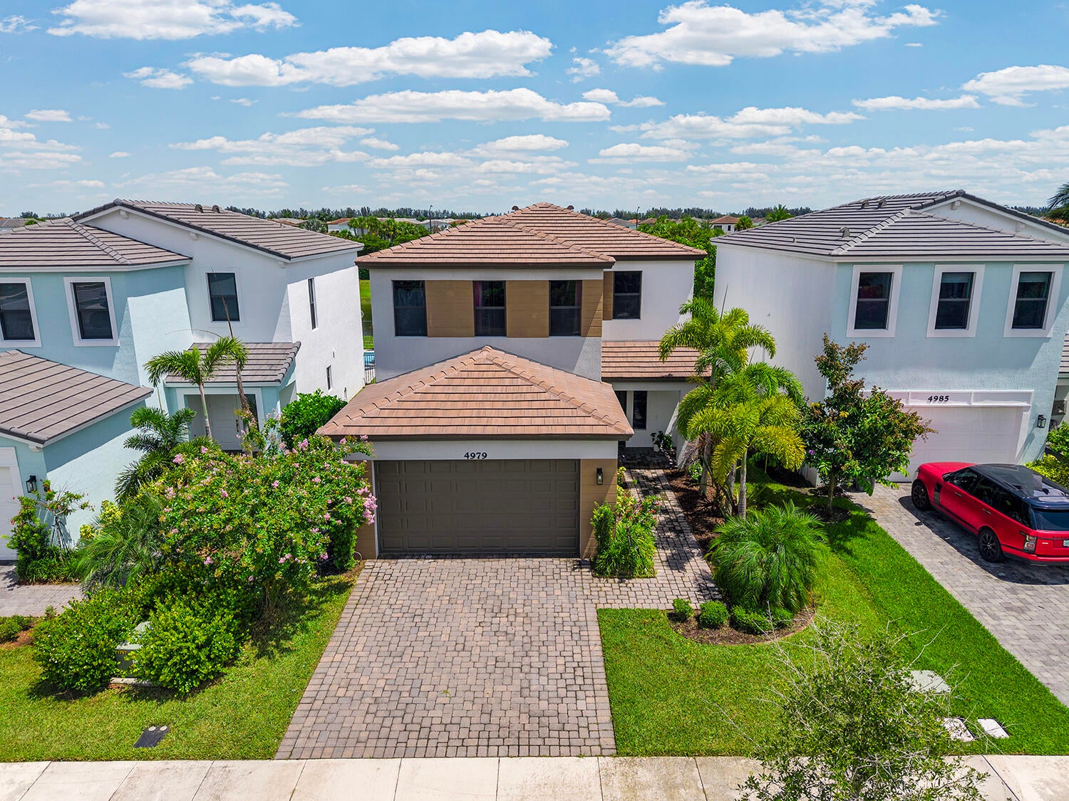 Properties 4979 Coquina Place