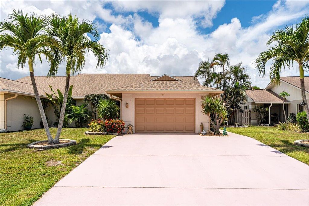 Photo of 61 SE Taho Terrace, Stuart, FL 34997 (MLS # R11102606)