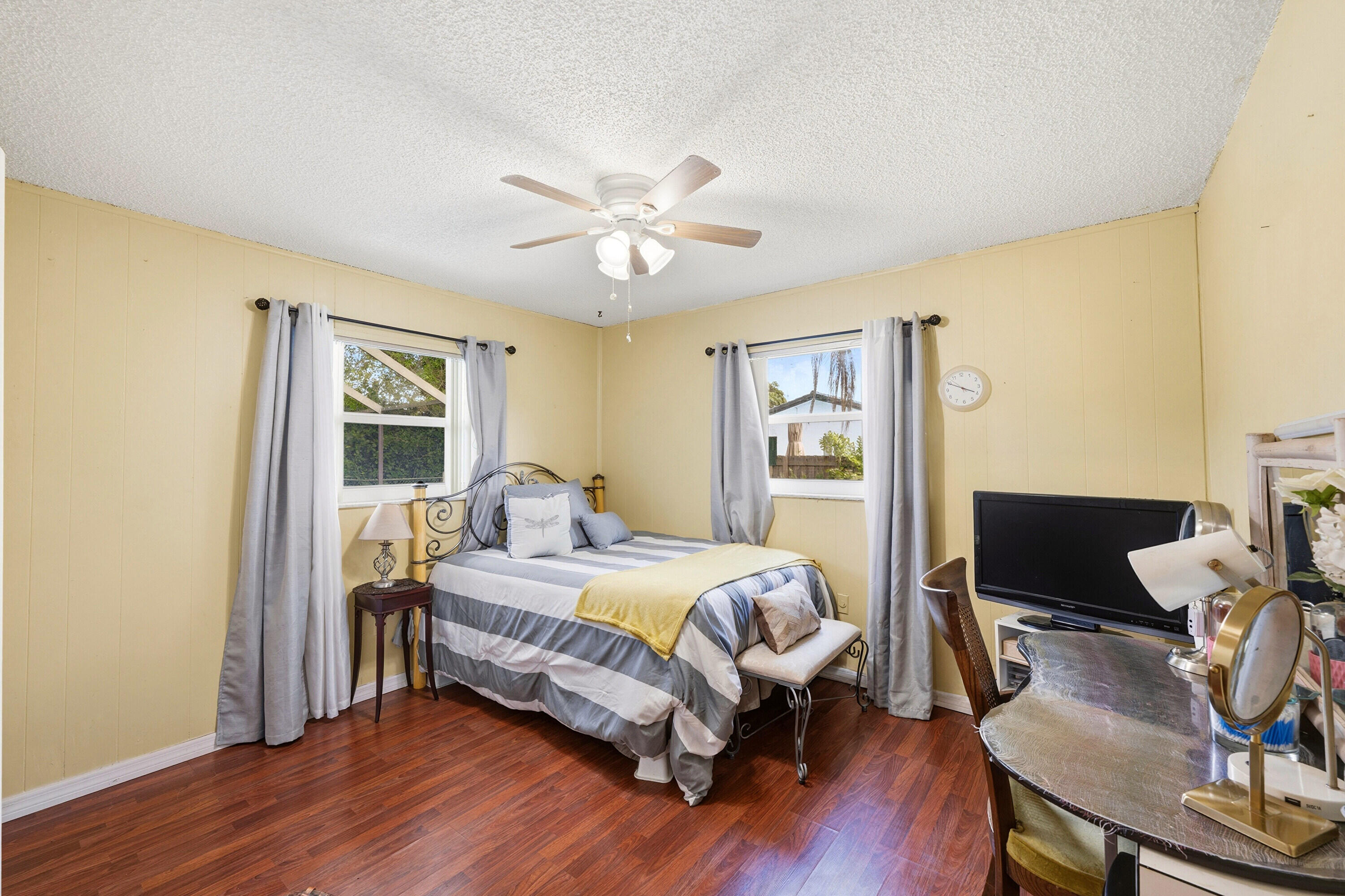 CORAL SPRINGS COUNTRY CLUB - Residential