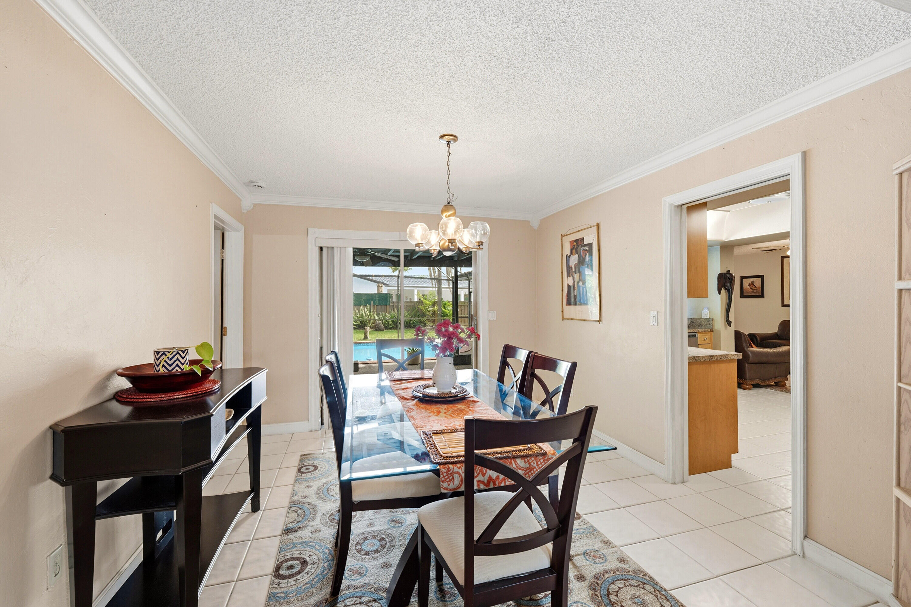 CORAL SPRINGS COUNTRY CLUB - Residential