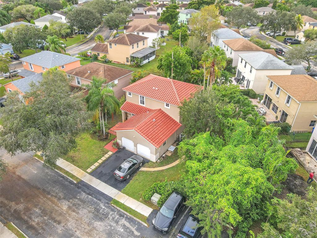 Photo of 20720 NW 3rd Street, Pembroke Pines, FL 33029 (MLS # F10410467)