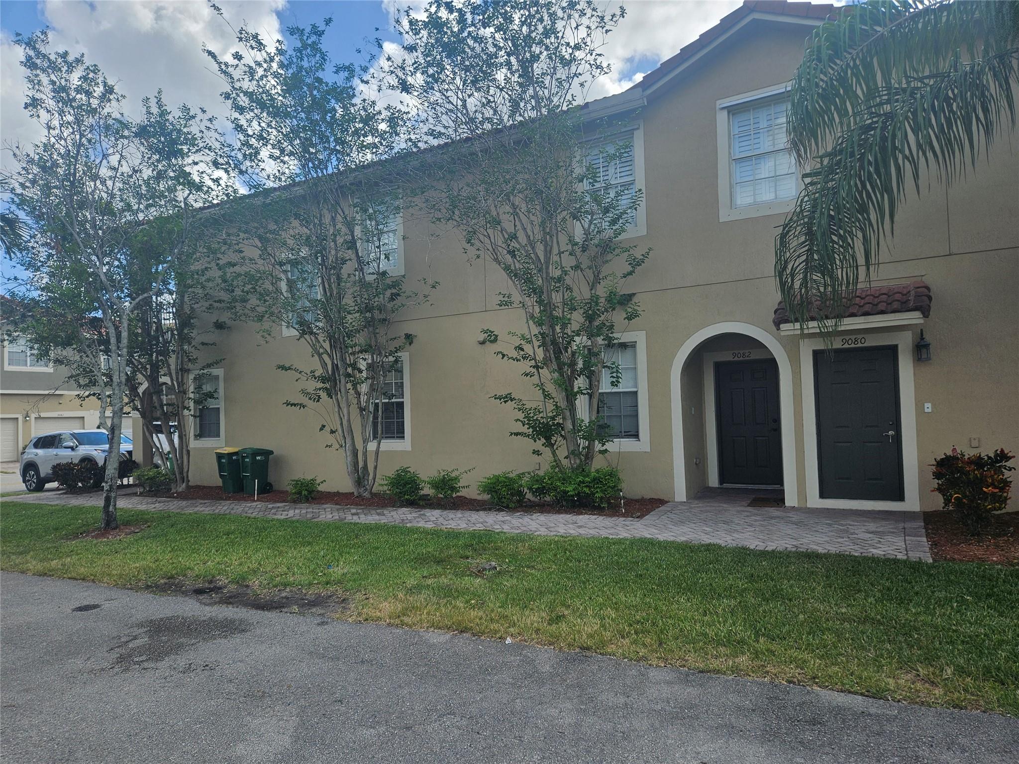 Hampton Hills Condo - Residential Lease