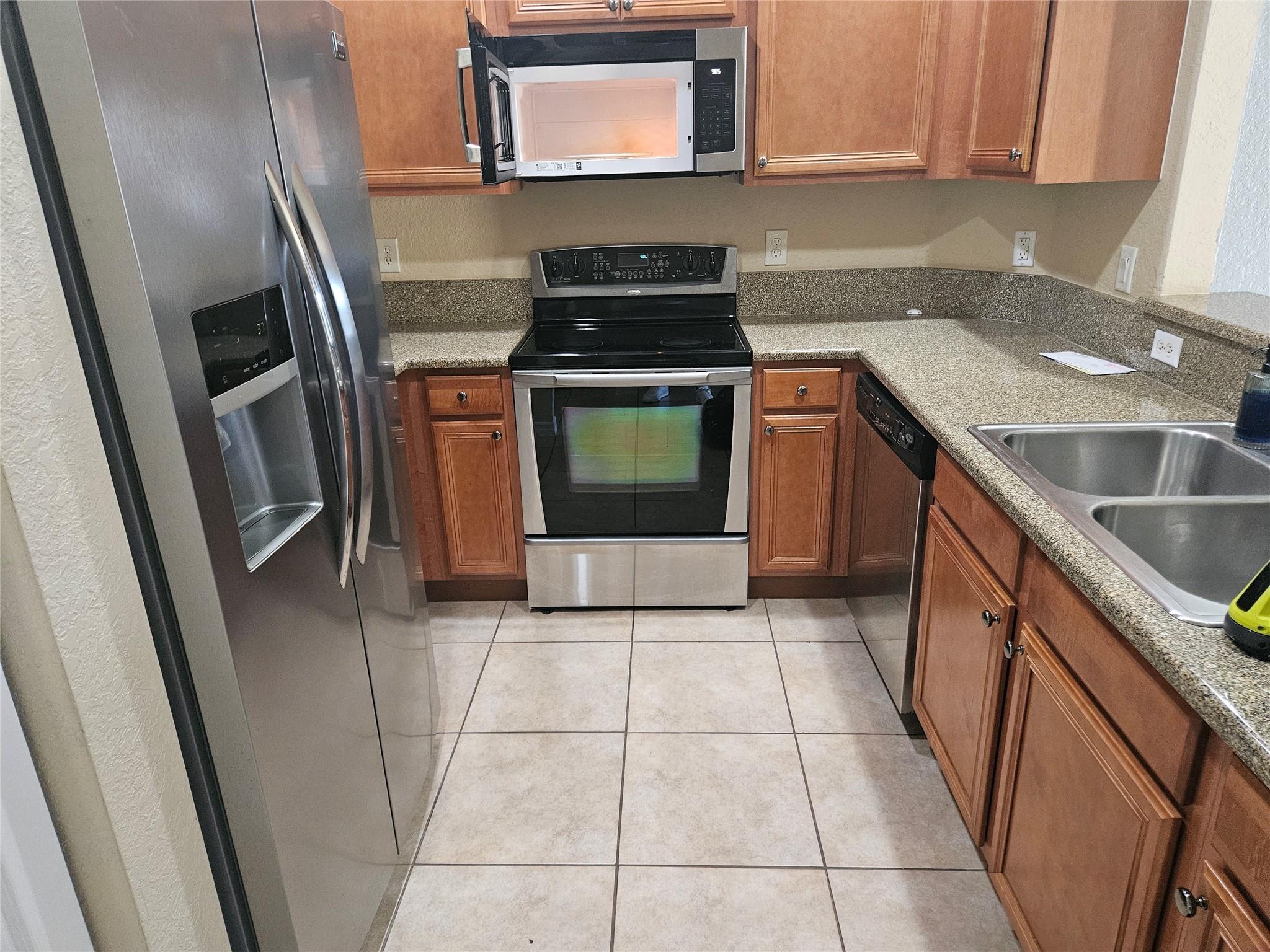 Hampton Hills Condo - Residential Lease