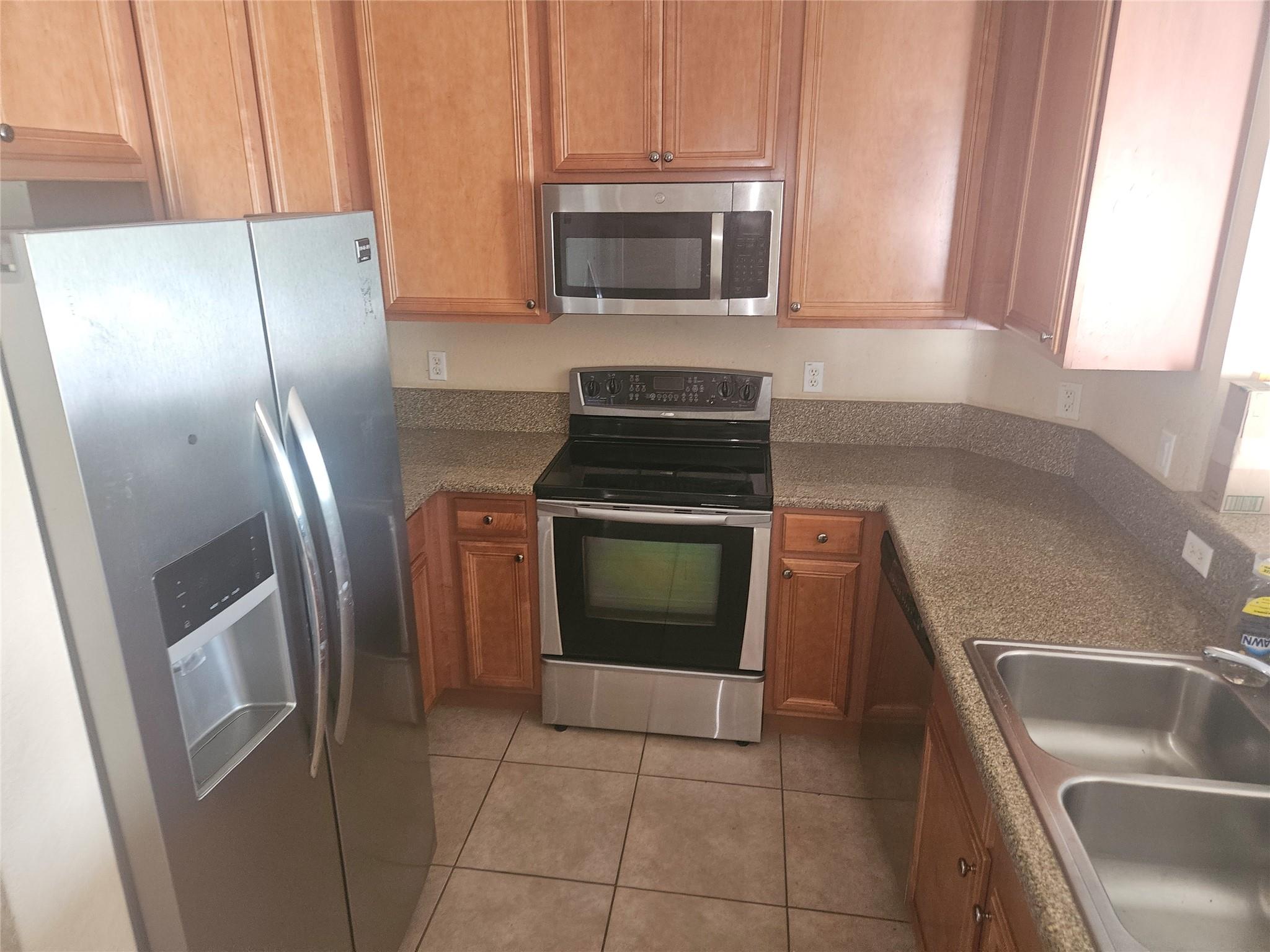 Hampton Hills Condo - Residential Lease