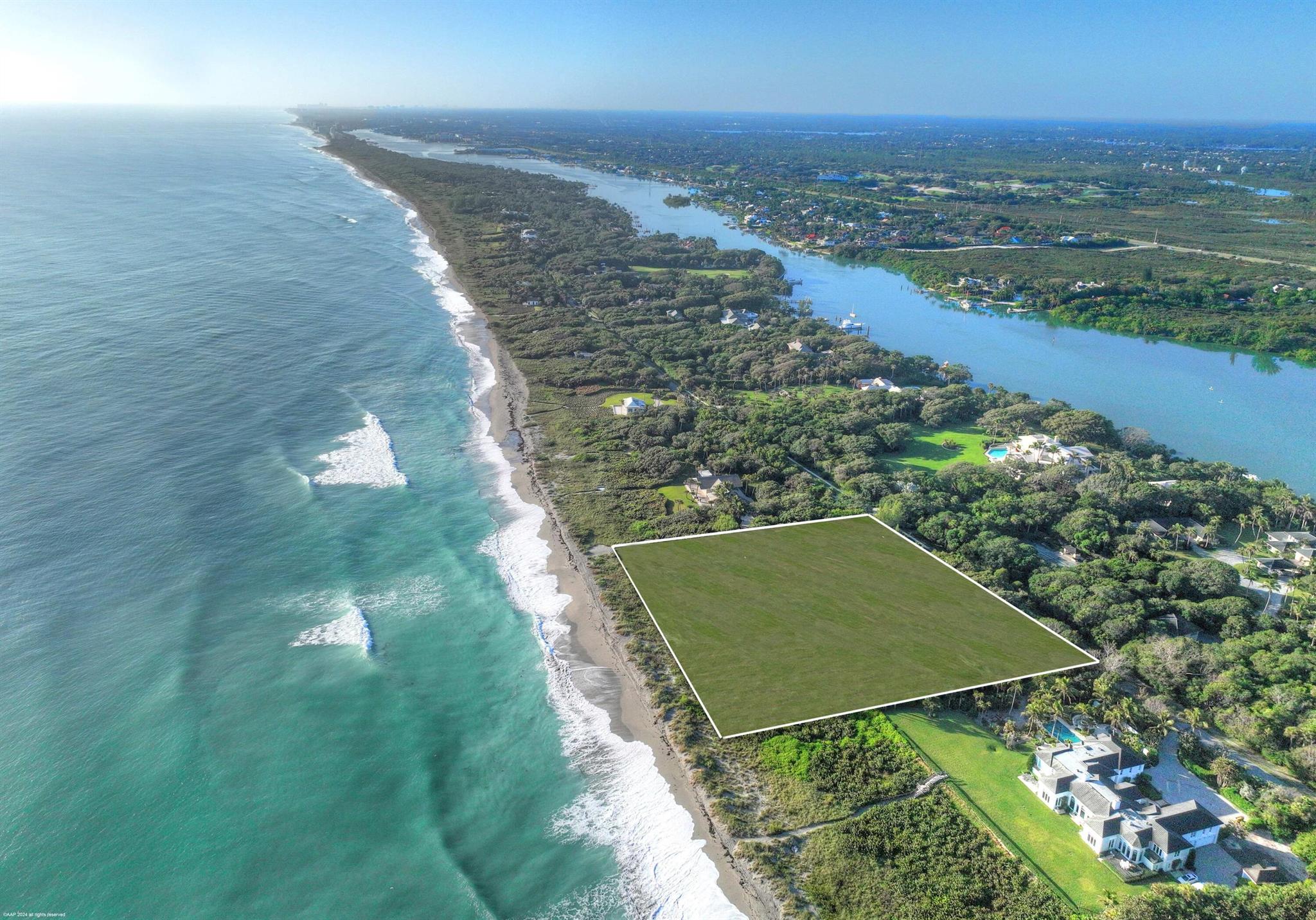 JUPITER ISLAND - Residential