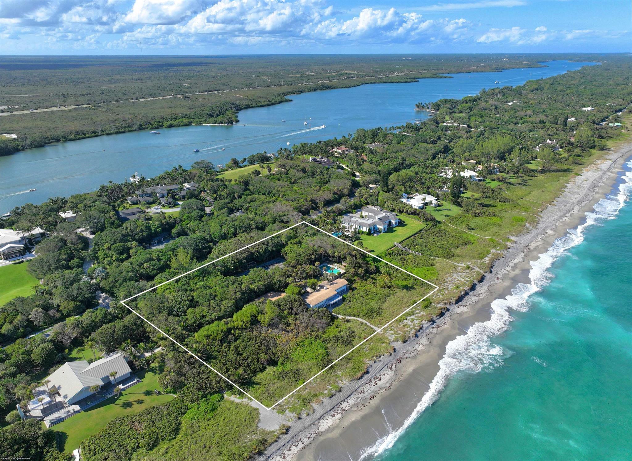 JUPITER ISLAND - Residential