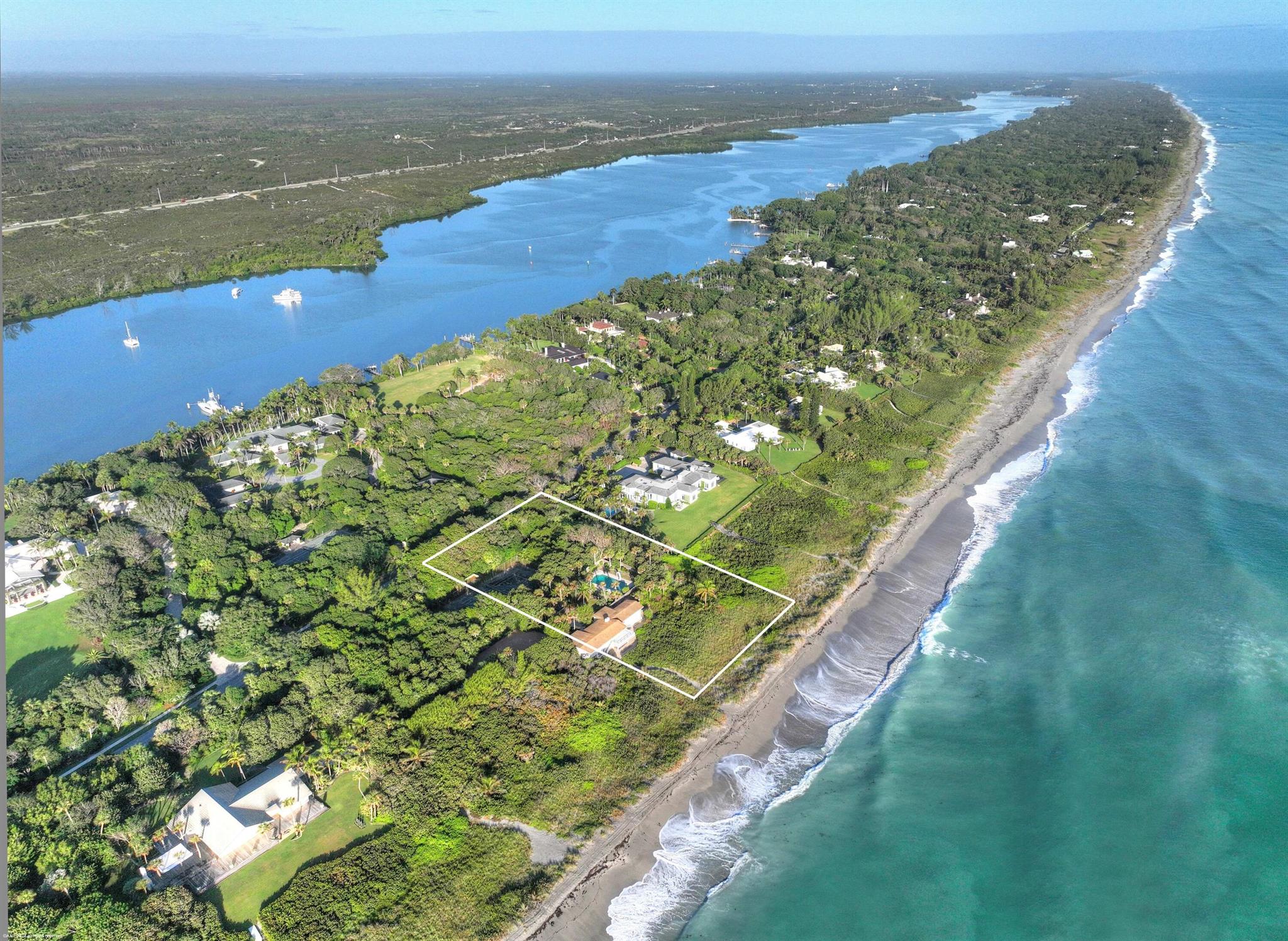 JUPITER ISLAND - Residential