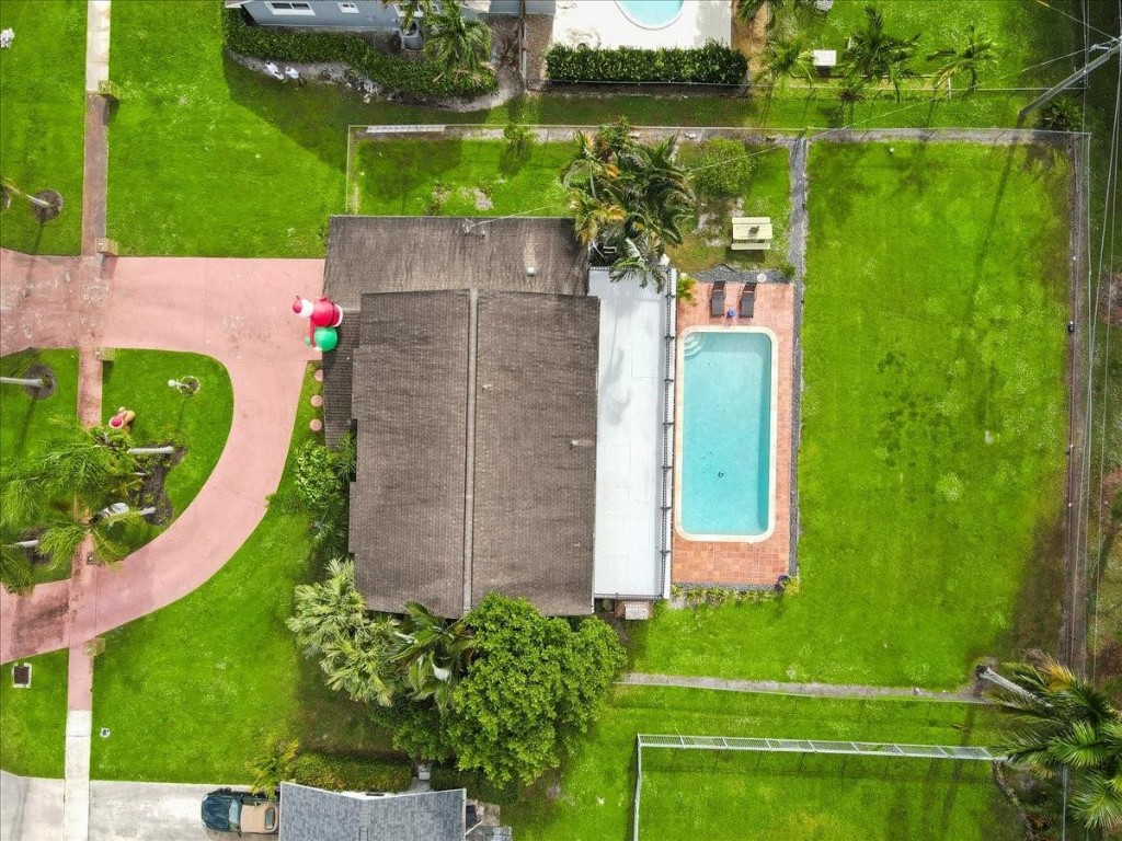 PALM BEACH NATL GOLF AND - Residential