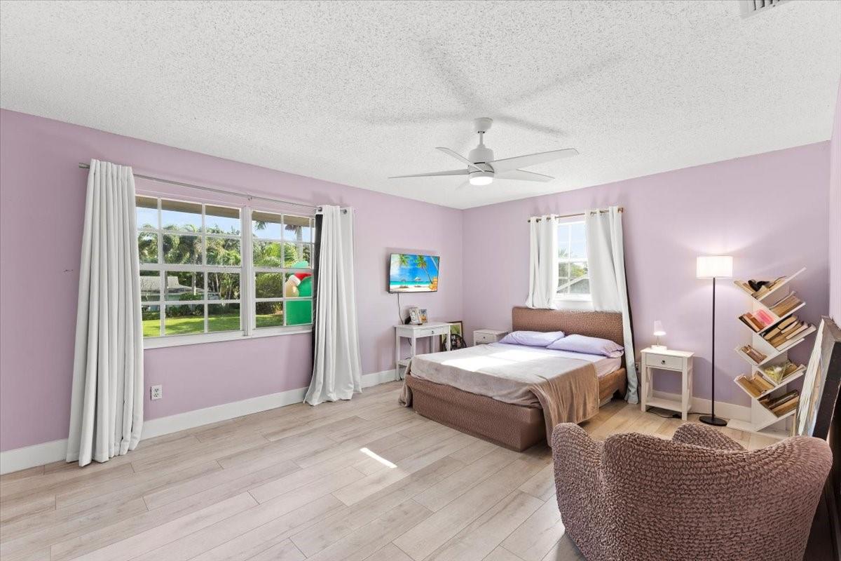 PALM BEACH NATL GOLF AND - Residential