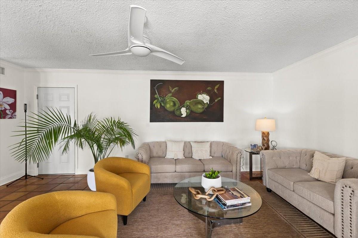 PALM BEACH NATL GOLF AND - Residential