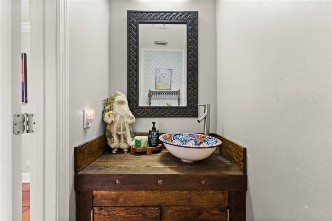 PALM BEACH NATL GOLF AND - Residential