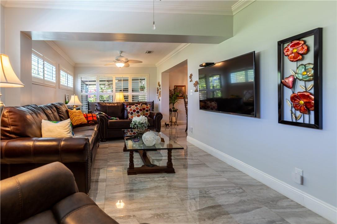 Mary-Knoll 39-48 B - Residential