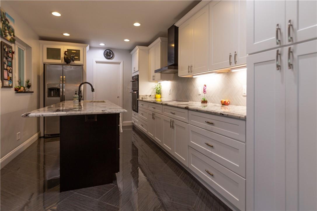 Mary-Knoll 39-48 B - Residential