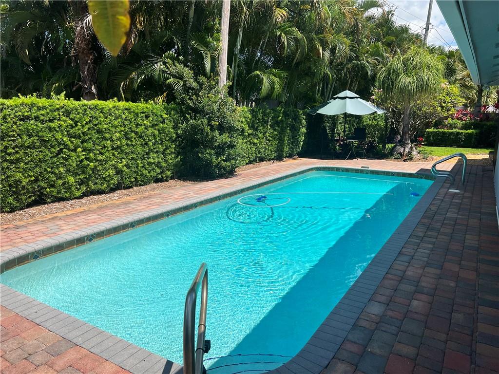 Mary-Knoll 39-48 B - Residential