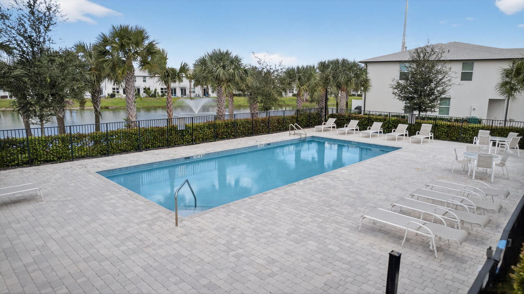 ENCLAVE AT MANGONIA PARK - Residential