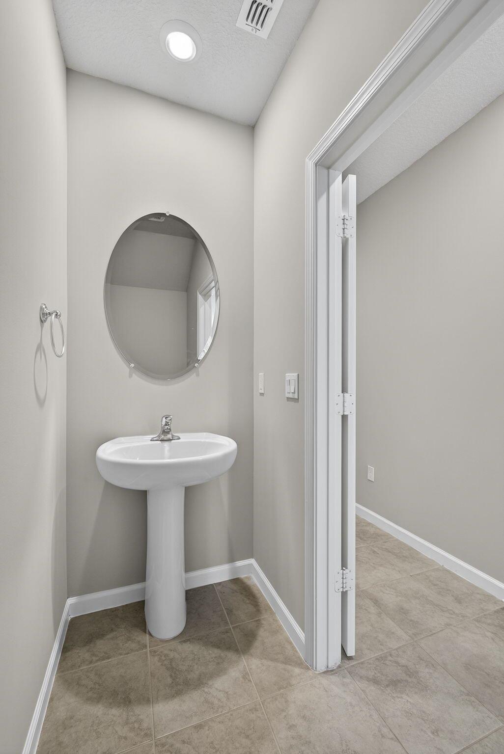 ENCLAVE AT MANGONIA PARK - Residential