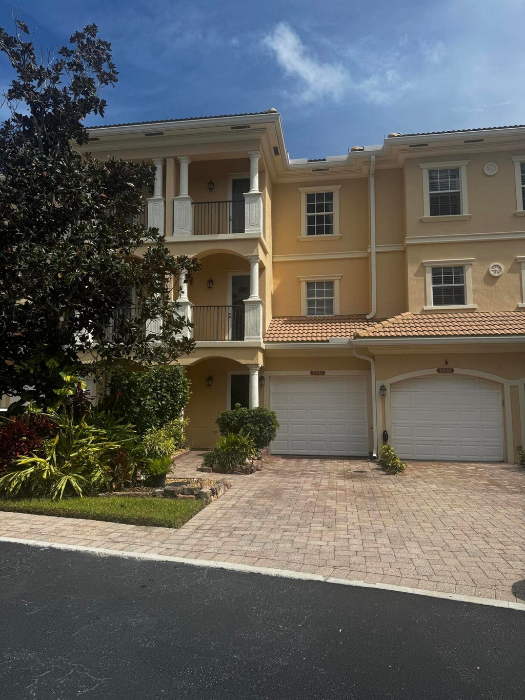 Photo of 12743 SE OLD CYPRESS Drive #7-904, Hobe Sound, FL 33455 (MLS # B26076156)