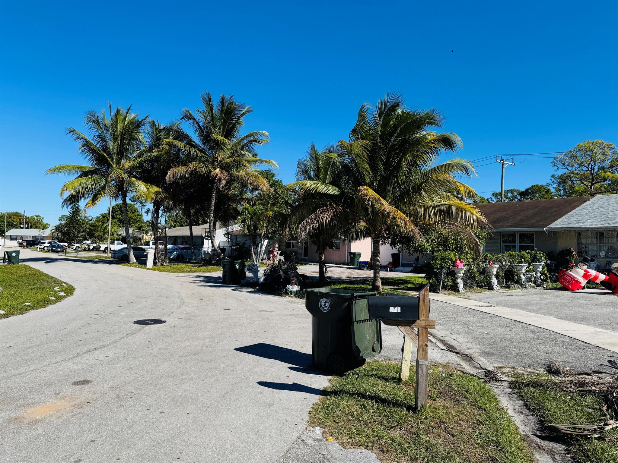 PALM BEACH VILLAS II - Residential