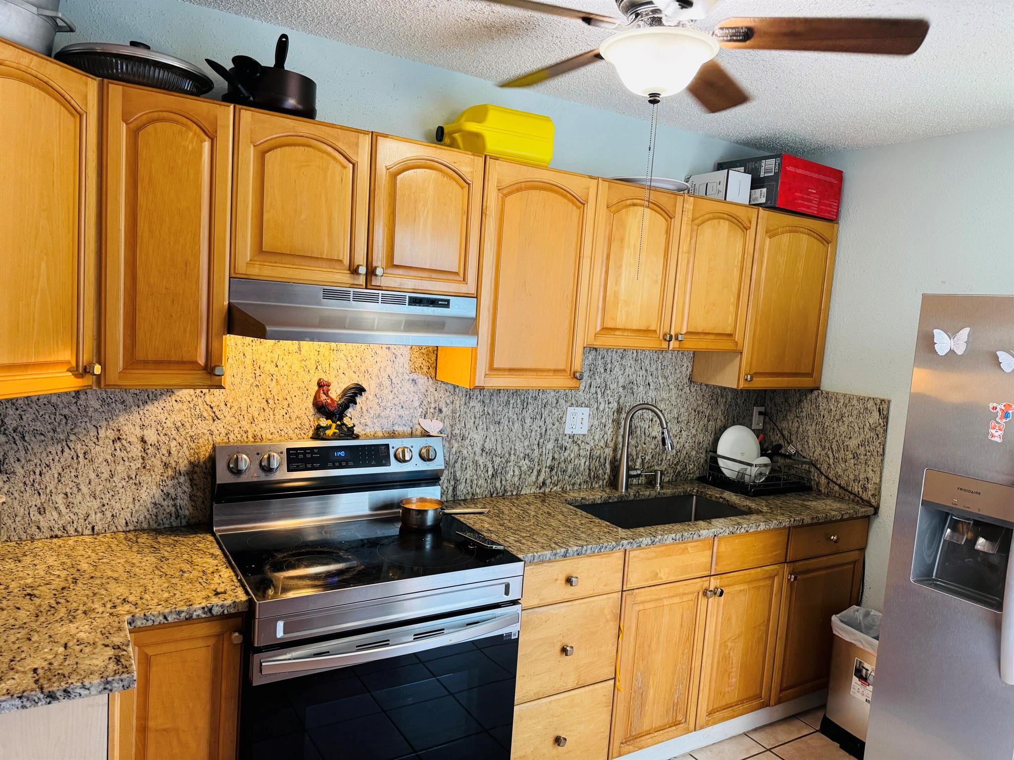 PALM BEACH VILLAS II - Residential